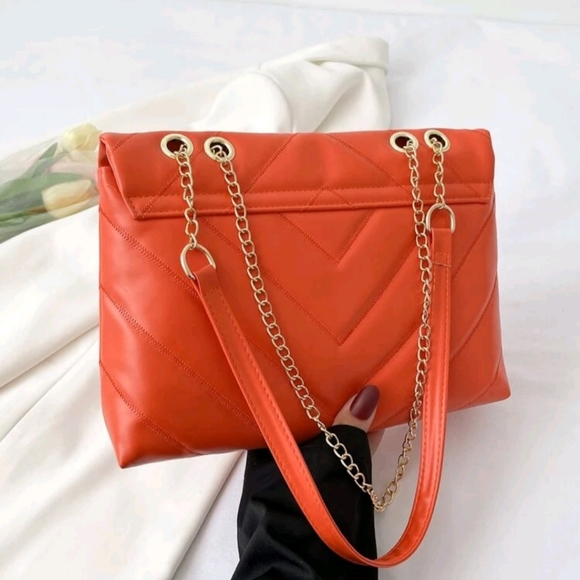Stylish Orange bag - Picture 3 of 4